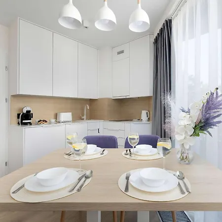 Apartamento Klimatyzowany Z Parkingiem I Blisko Plazy By Renters *